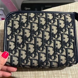 Vintage Dior oblique cosmetic pouch !
